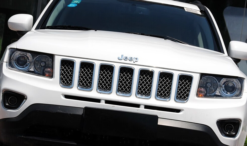 金属jeep车贴 吉普牧马人大切诺基指南者自由客前后车标 车尾标志