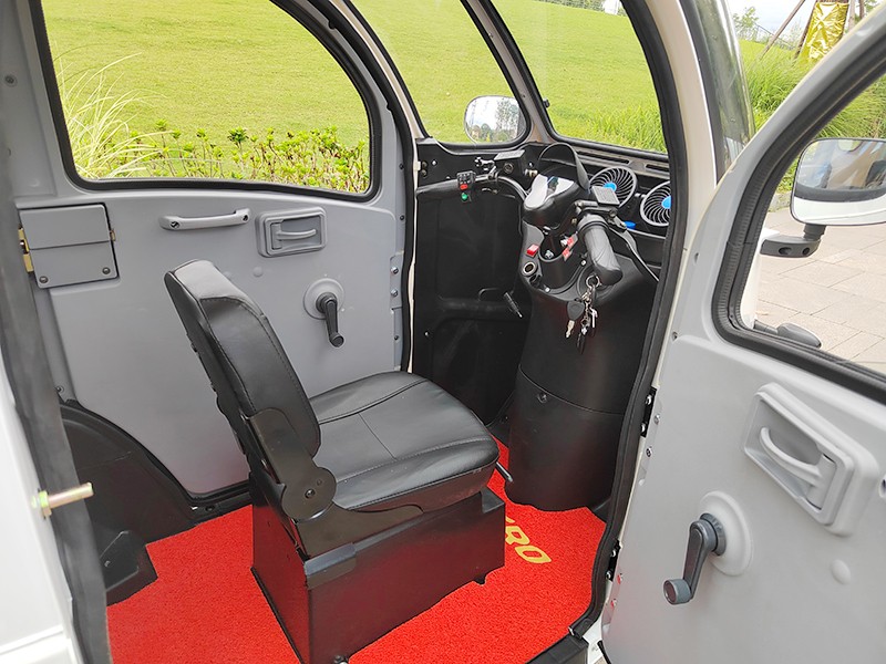 迷你凯一路k3全封闭电动车四轮车成人家用电动代步车接送孩子代步车可