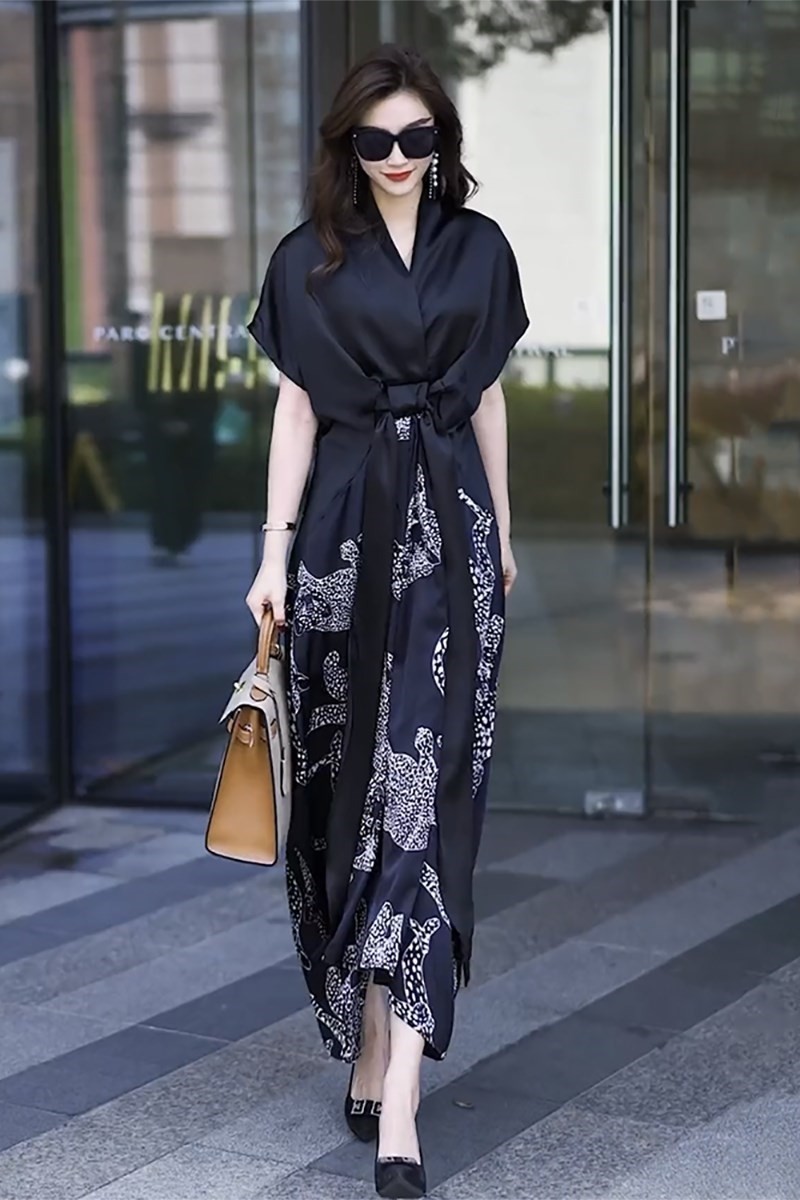 2022新款原单国际大牌女装夏连衣裙子桑蚕丝剪标真丝断码尾单花色3xl