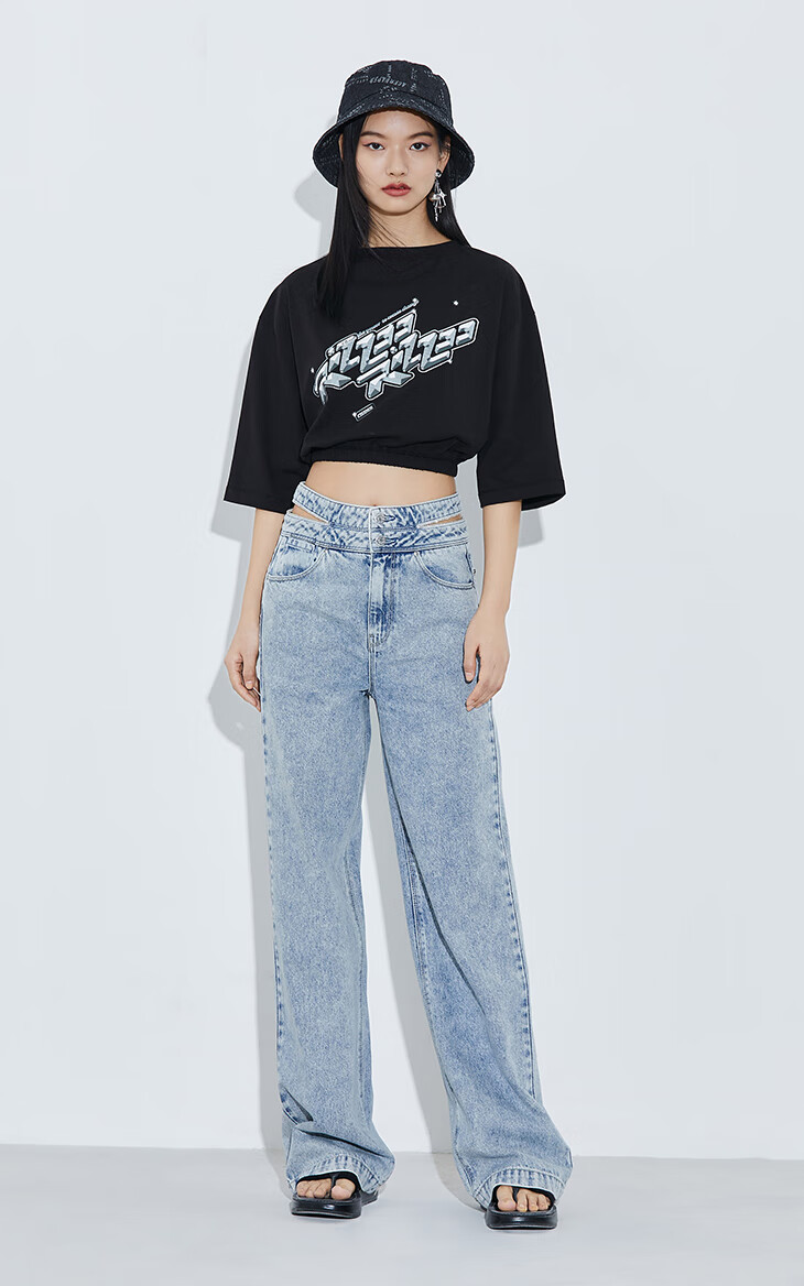 only2021秋季新款时尚高腰宽松阔腿设计感潮流牛仔裤女121332011 j33