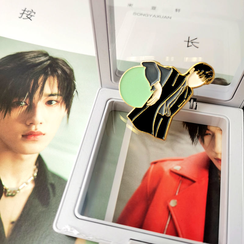 tnt时代少年团同款刘耀文宋亚轩周边夜光胸针ins徽章闺蜜应援别针出厂