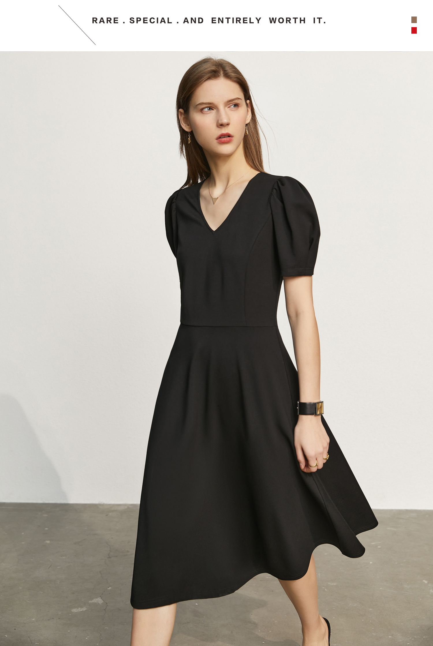 amii极简都市法式连衣裙2021夏新款泡泡袖修身v领中长裙 黑色 155/80a