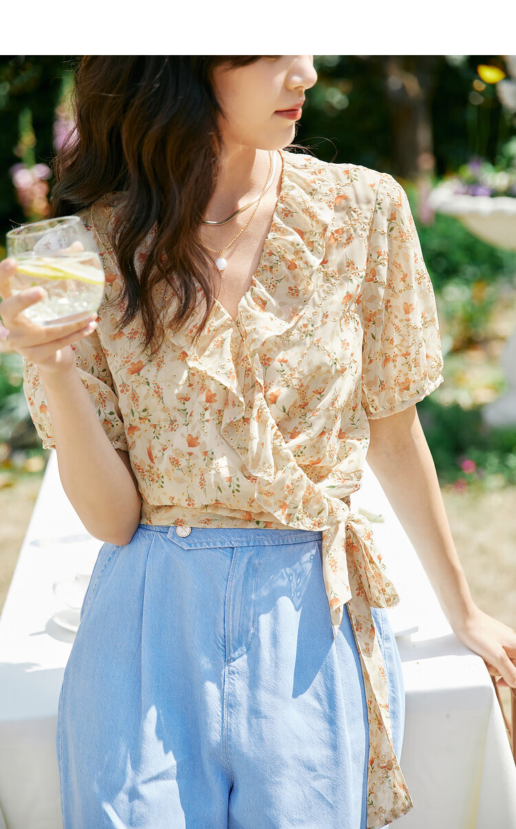 何穗同款伊芙丽法式印花连衣裙女收腰夏季新款雪纺长款碎花裙泡泡袖