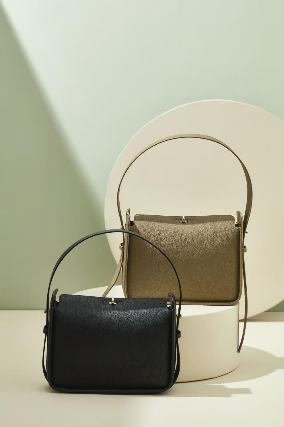 ivip轻奢牛皮女包春夏新款通勤百搭腋下包小众设计软皮手提盒子单肩包