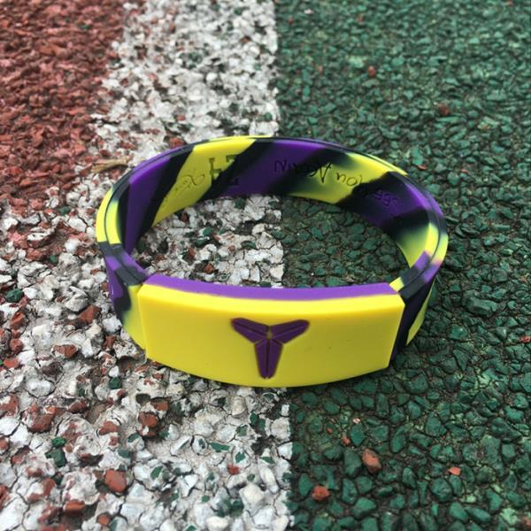 科比库里詹姆斯纪念版运动腕带篮球夜光手环荧光男女情侣硅胶手环