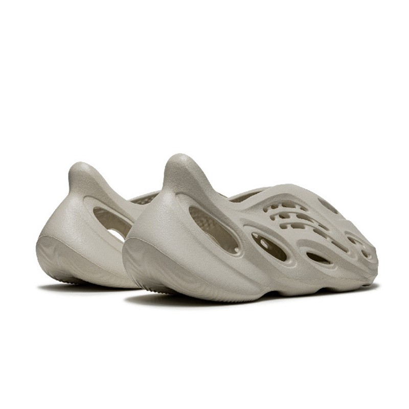 严选好物阿迪达斯adidasyeezyfoamrunner椰子洞洞鞋镂空男女休闲拖鞋