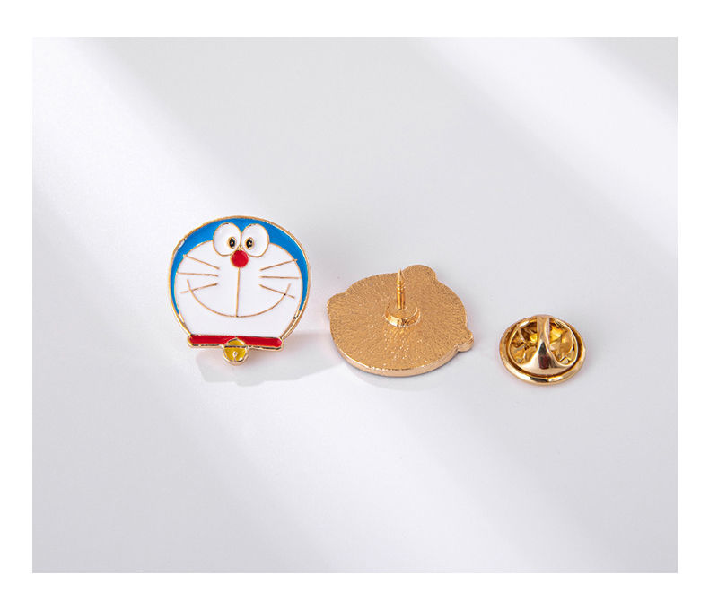 哆啦a梦胸针可爱日系卡通男女情侣徽章一对机器猫小叮当别针配饰 哆啦
