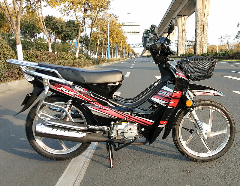 全新国威弯梁摩托车国四电喷可上牌110男女装助力车燃油车48cc黑色国