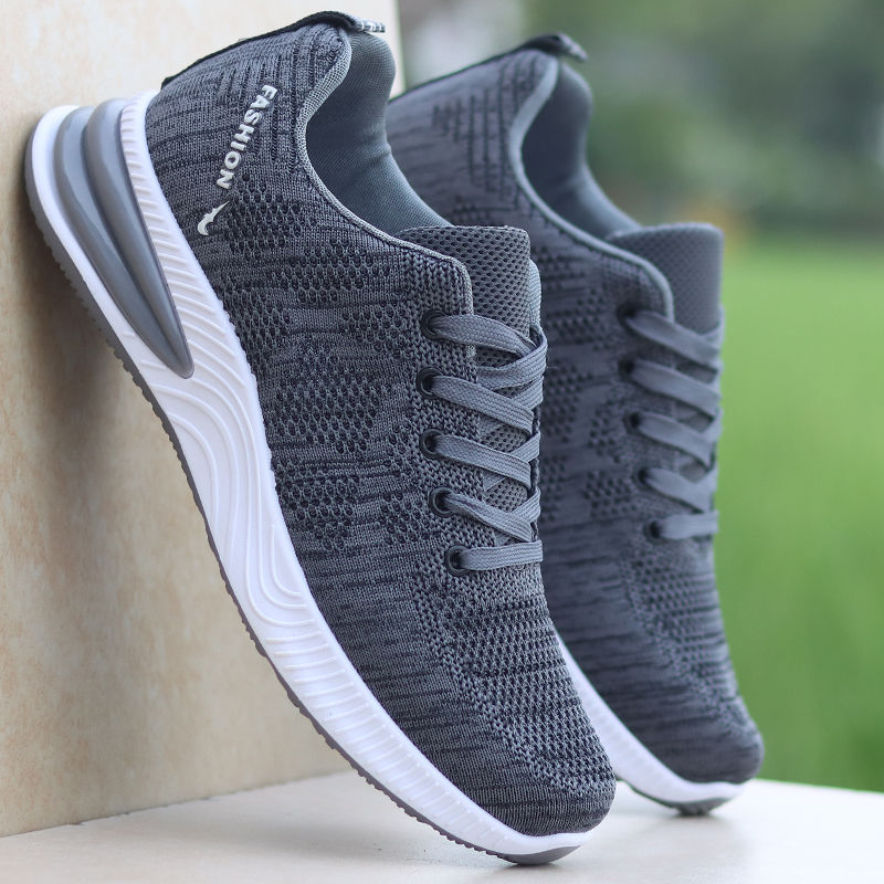 乔丹中国专卖特价捡漏新华城男士休闲鞋防臭耐磨防滑