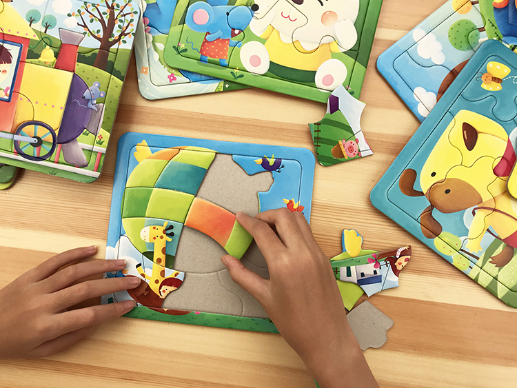 童书 手工/游戏 小红花动手动脑玩拼图2-3岁 儿童拼图益智男孩女孩