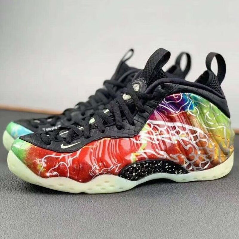 真爆foamposite one喷泡 烟花喷 北京喷 熔岩喷 男子篮球鞋ao754 熔岩