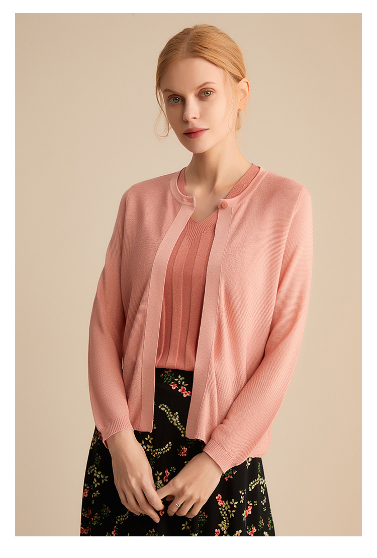 zb珍贝2021春夏新款女装可机洗桑蚕丝圆领开衫长袖简约薄款7012浅绿