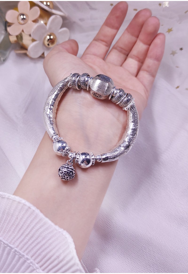 薇慕诗 大气个性天然白水晶s925银手链女宫铃手串 每个尺码已放大一码