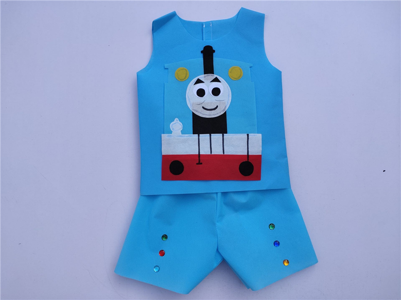 迪士尼官网新品六一儿童节儿童环保时装秀服装男孩手工衣服亲子装diy