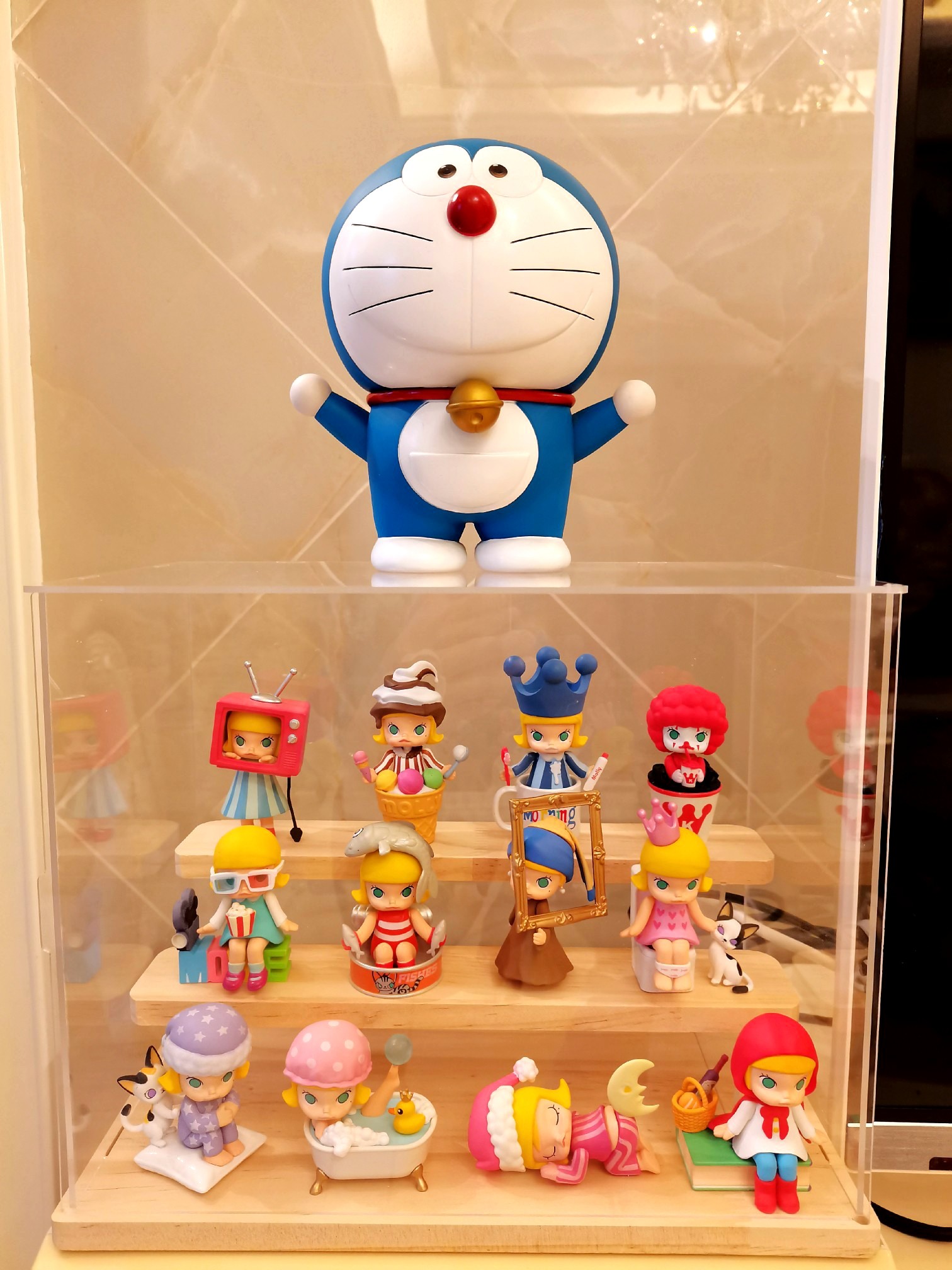 盲盒展示柜泡泡玛特展示盒盲盒架子收纳手办娃娃乐高模型透明防尘柜