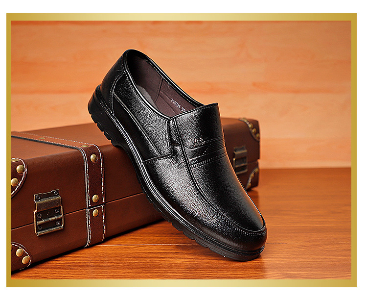 红蜻蜓男鞋商场同款秋冬男鞋平跟套脚男式休闲皮鞋圆头软皮中年爸爸鞋