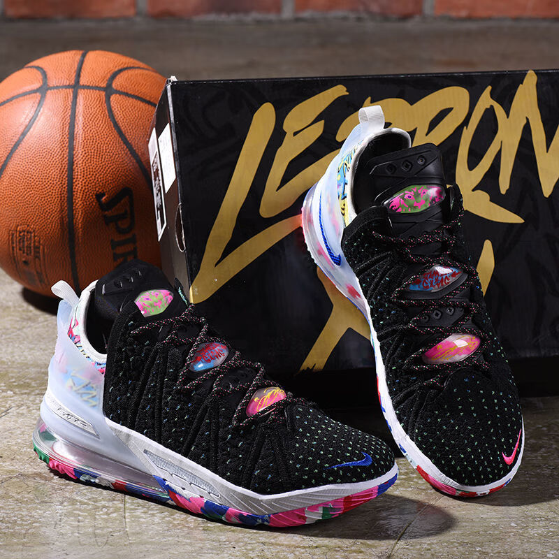 耐克(nike)詹姆斯18代男子气垫篮球鞋运动鞋实战水泥地运动鞋詹姆斯