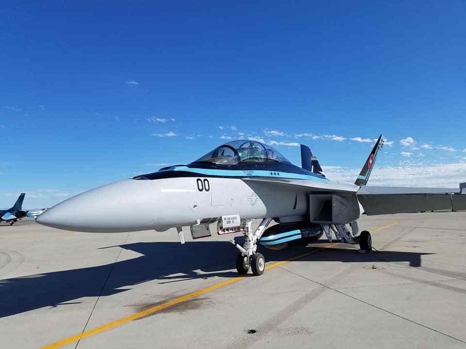 topgun172美國海軍fa18f大黃蜂戰鬥機獨行俠f18飛機模型注意尺寸大小