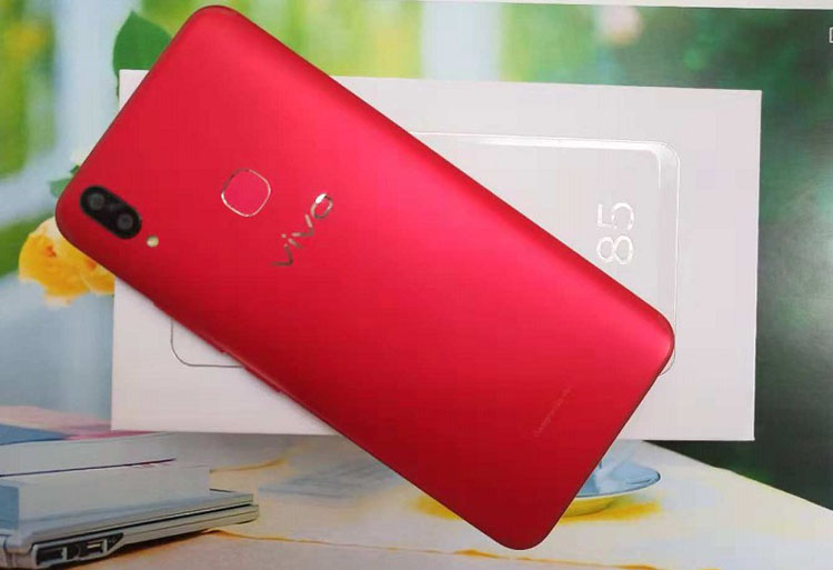 旗舰自営手机通用全新vivoz3i全面屏全网通4g大内存高清美颜拍照学生