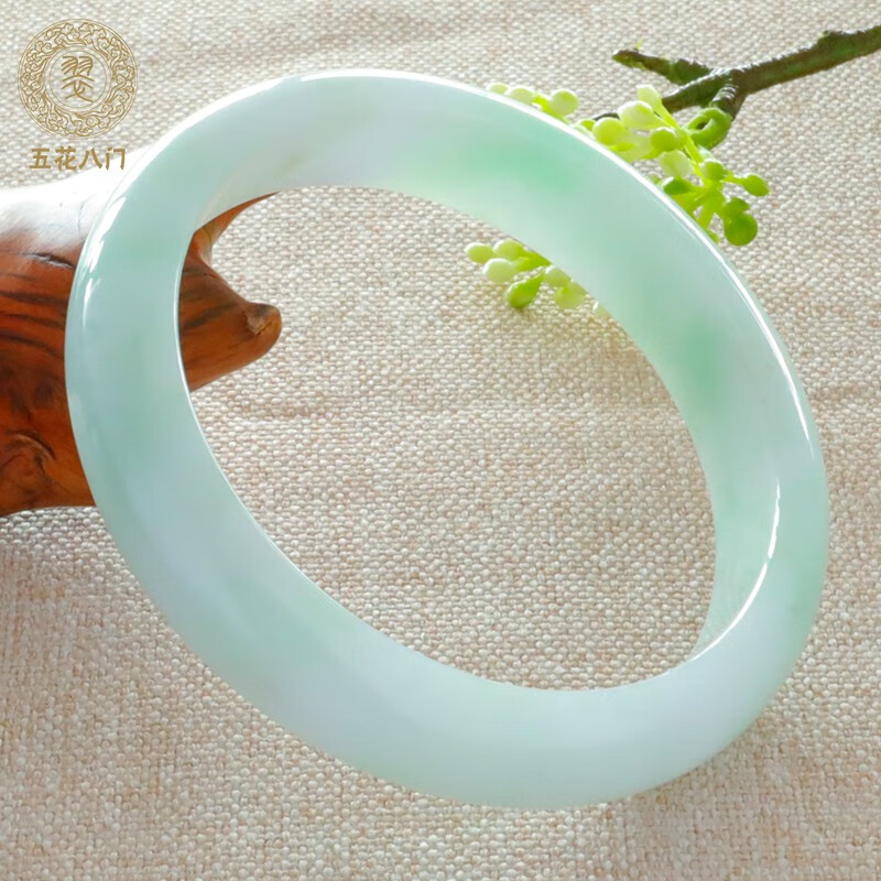 五花八门缅甸冰糯种玉手镯浅绿飘花翡翠手镯女玉镯天然a货 圈口56.