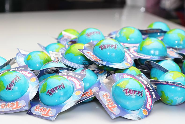 创意爆浆流心夹心地球仪糖3d眼珠橡皮眼球软糖吃播网红热推爆浆夹心3d