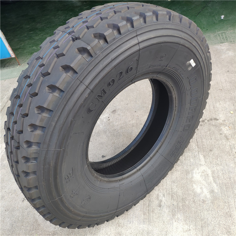 开运轮胎900r20 1000r20 1100 1200r20 全钢加强型耐磨载重货车胎