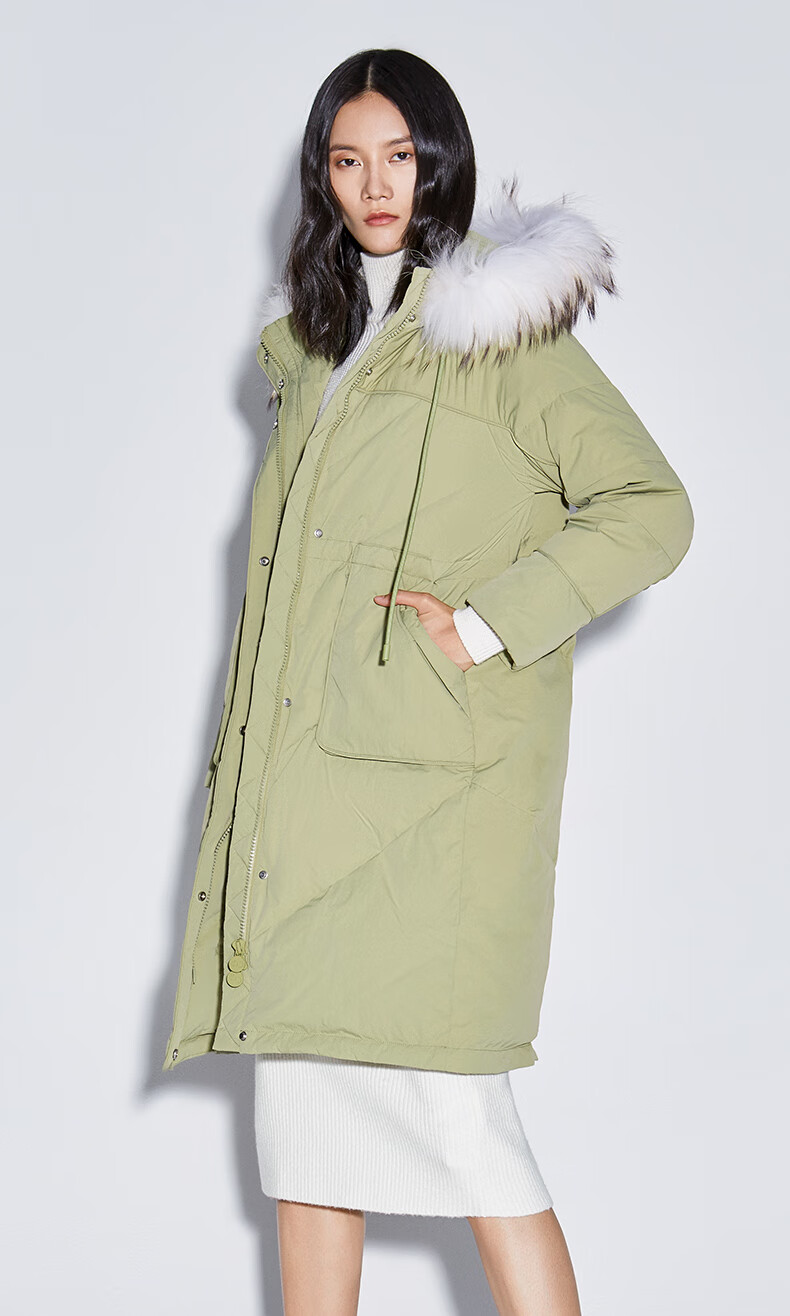 ochirly欧时力新款冬装貉子毛领连帽抽绳中长款羽绒服外套大衣女 绿色