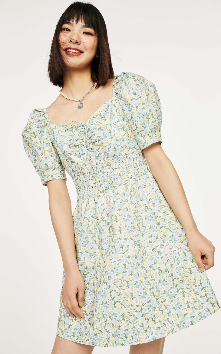 only2021夏季新款时尚复古泡泡袖收腰格子短款连衣裙女121307005 h85