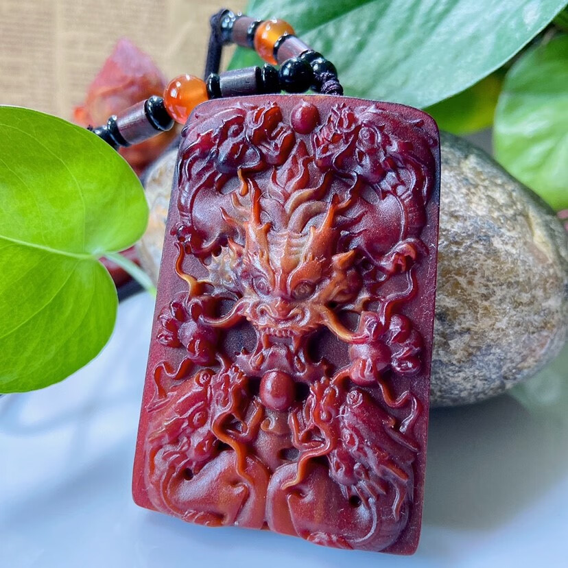 efp龙涎香吊坠道家吊坠手盘物件毛衣链龙涎香琥珀九龙戏珠双面龙牌牌