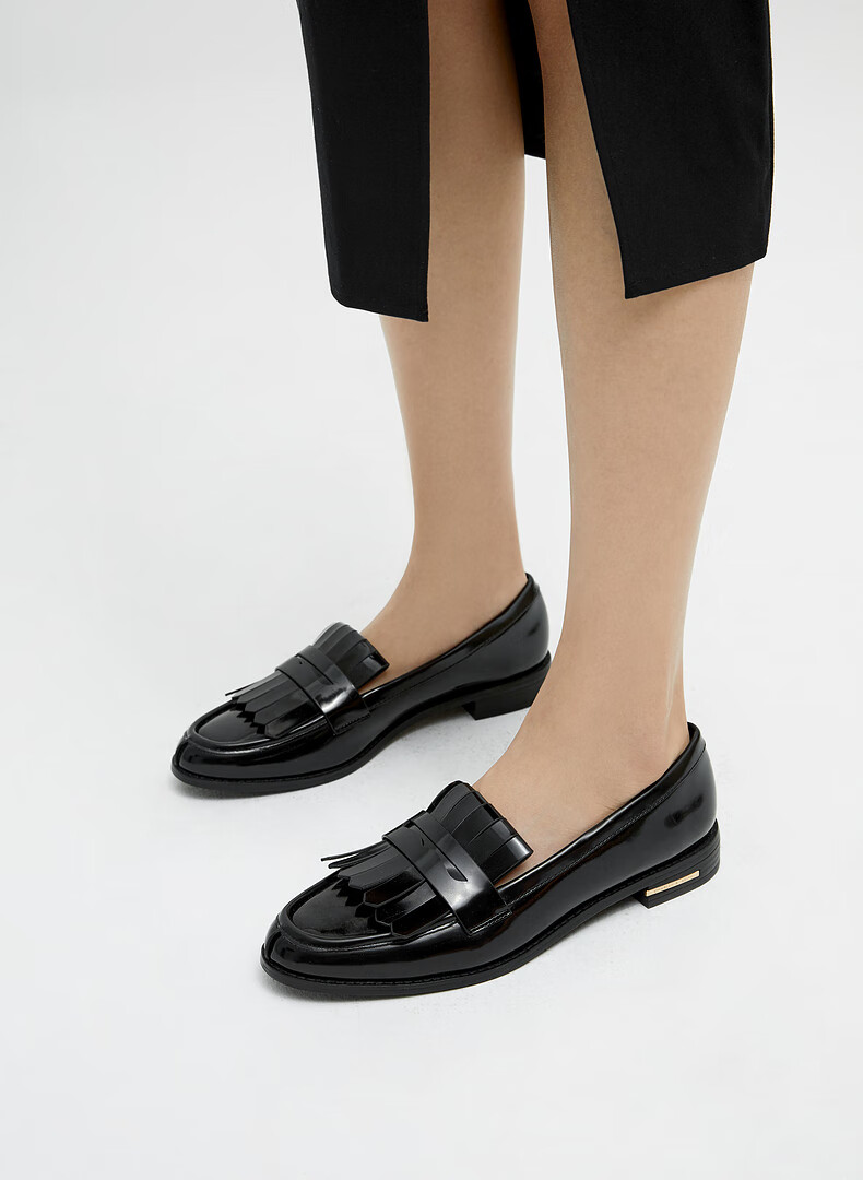 charleskeith21夏新品ck170390307女士流苏装饰低跟乐福鞋单鞋black