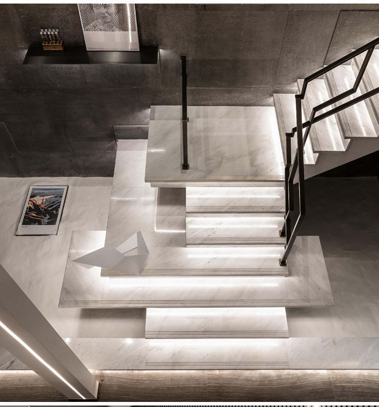 网红楼梯踏步灯智能感应主线款楼梯灯led追光跑马流水台阶梯步灯 感应