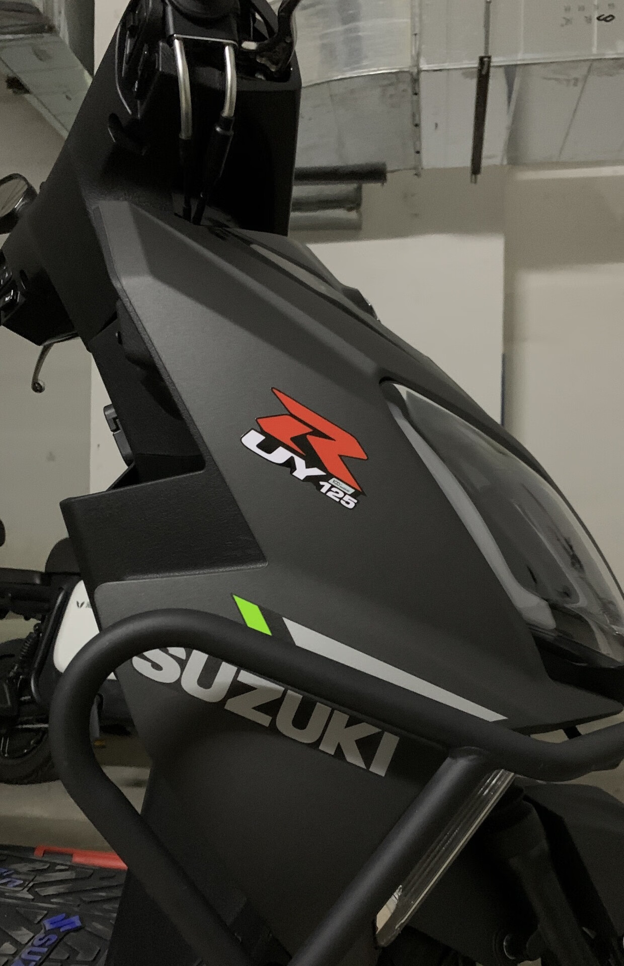 清峰柏适用于铃木uy125贴纸百年纪念贴花版画车贴新款摩托车车身改装