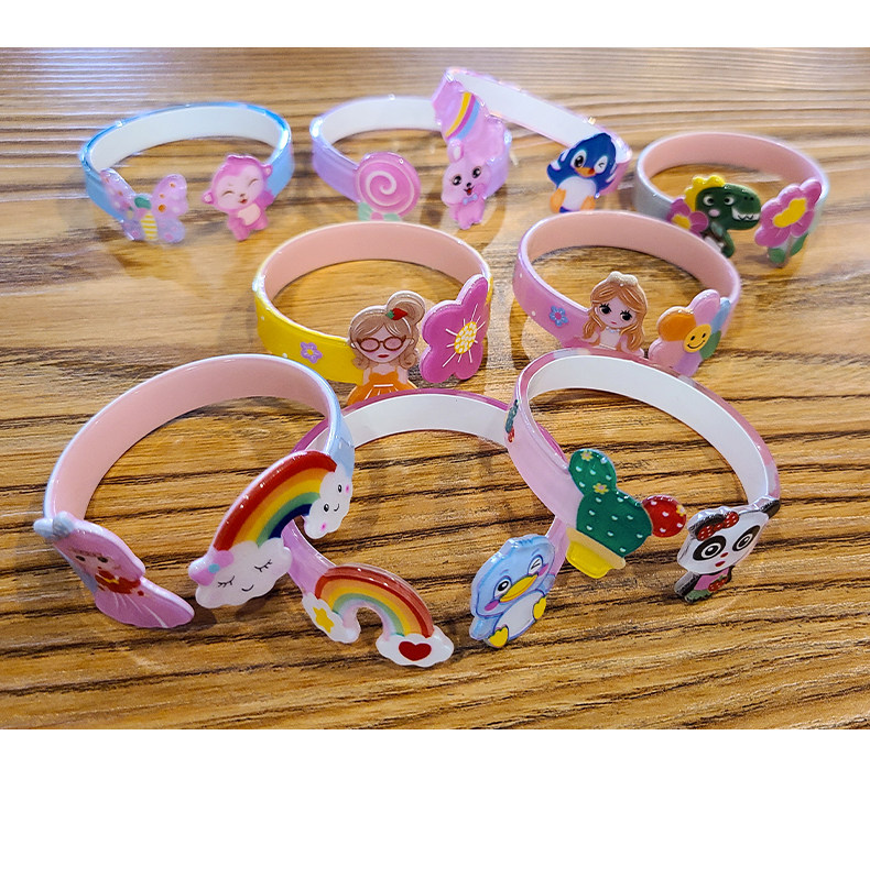 卡通儿童手环韩国可爱公主手链宝宝首饰塑料手镯幼儿园小女孩礼物