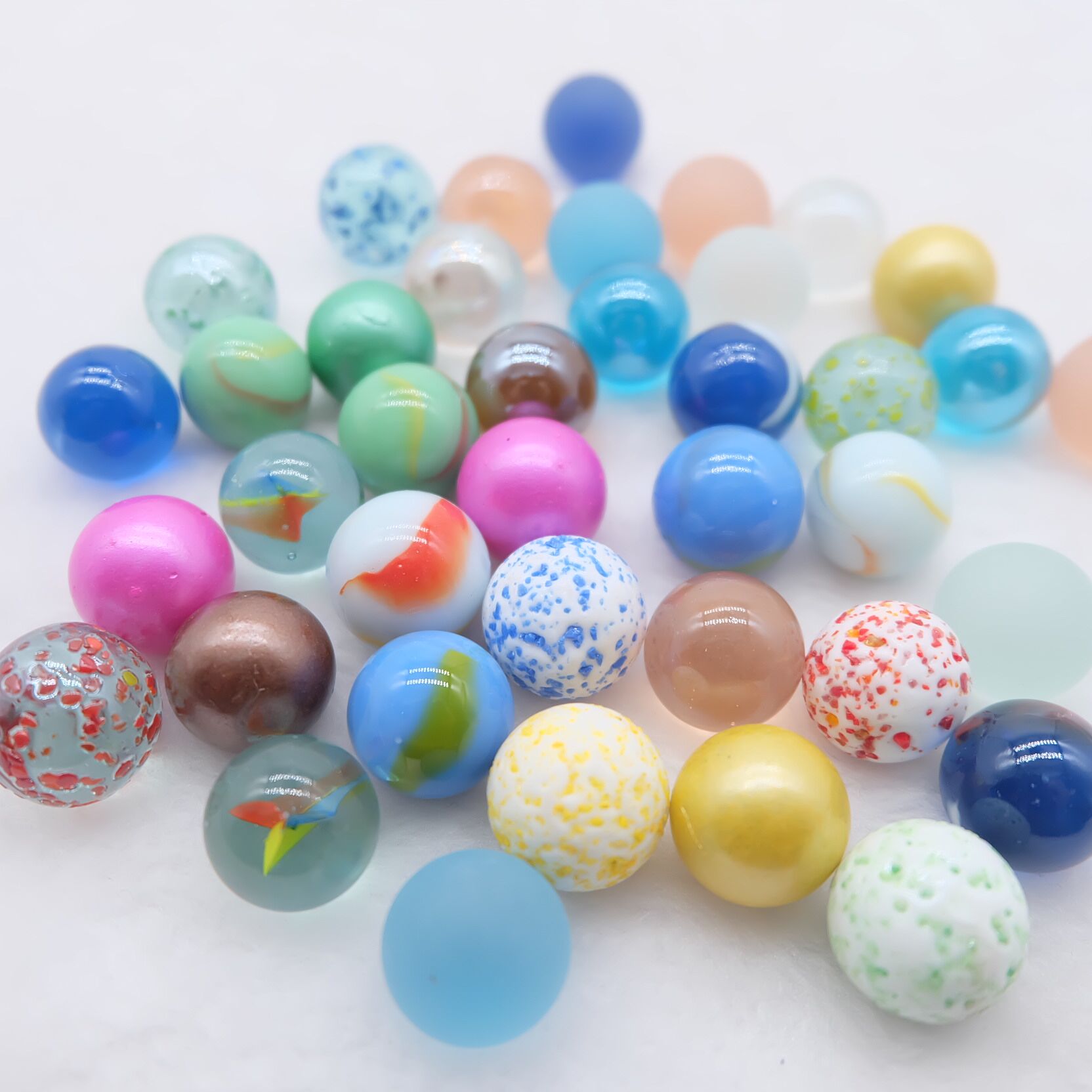 怀旧玩具多彩弹珠铁盒装儿童礼物玩具16mm玻璃球装饰玻璃珠溜溜弹