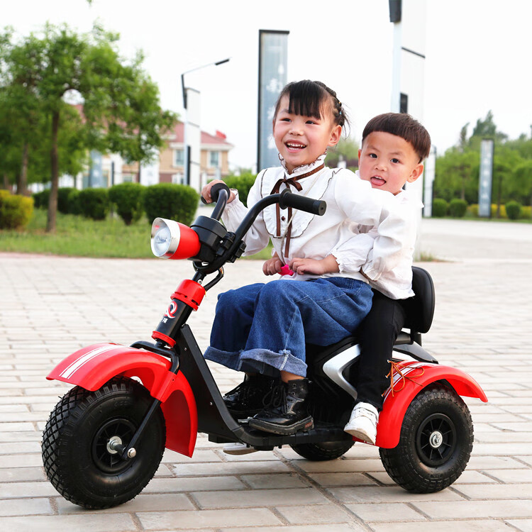 迪士尼儿童电动车儿童电动摩托车三轮车宝宝玩具车电瓶车哈雷儿童摩托