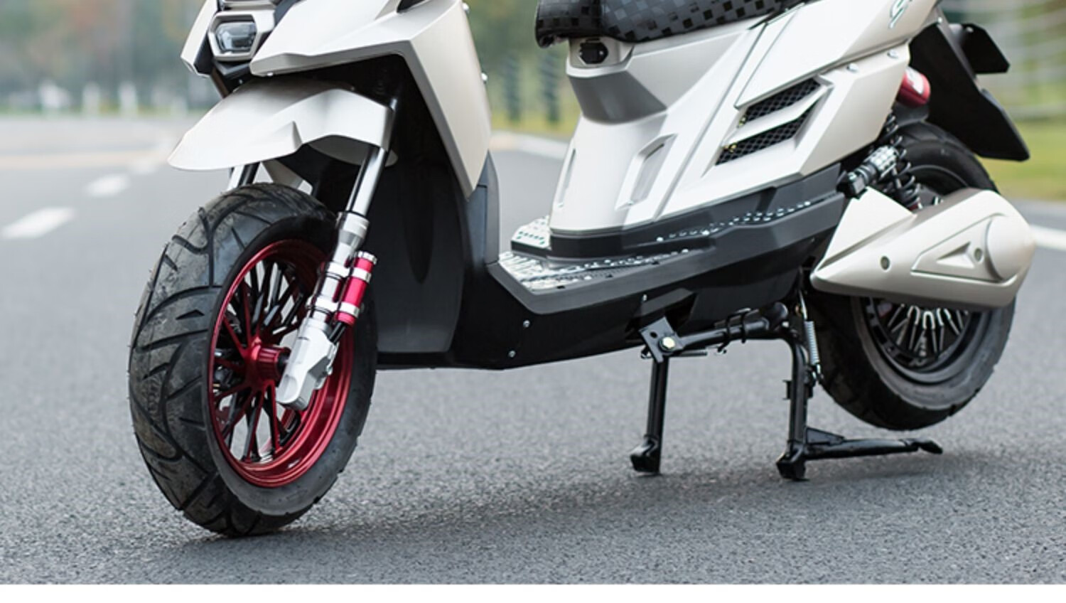 路虎电动车聚龙电瓶车72v祖玛电摩新款男女踏板车电动摩托车套餐四