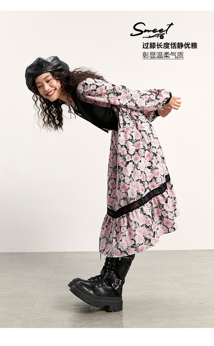 太平鸟女装2021秋新款早秋气质连衣裙绣花满印长袖连衣裙长款长裙