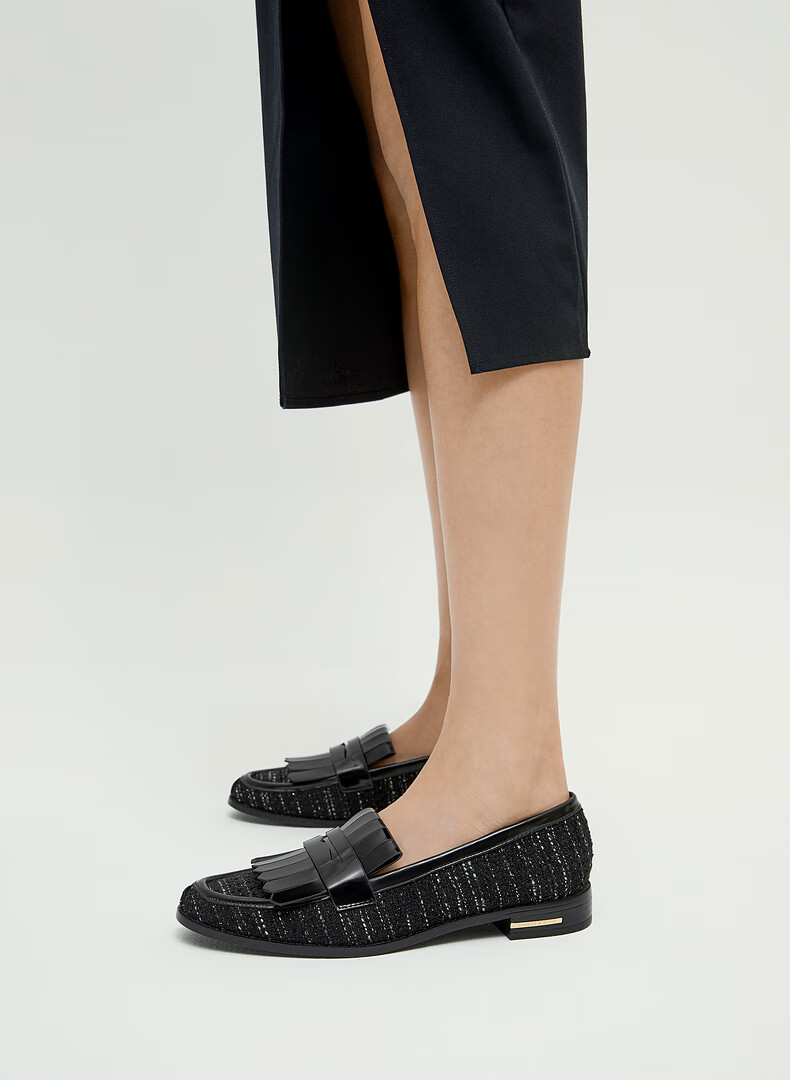 charleskeith21夏新品ck170390307女士流苏装饰低跟乐福鞋单鞋black