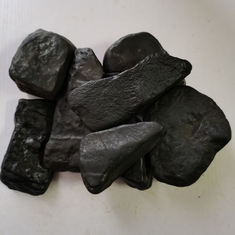 陨石原石寻乌黄乡雨石奇石有吸磁性200克到800克不等sn2149300克到800