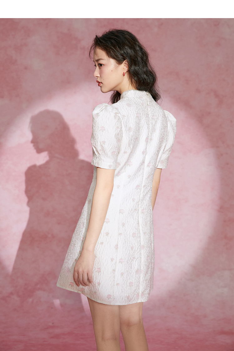 新品乐町泡泡袖旗袍裙连衣裙收腰夏新款2021甜美女装气质短裙白色预售