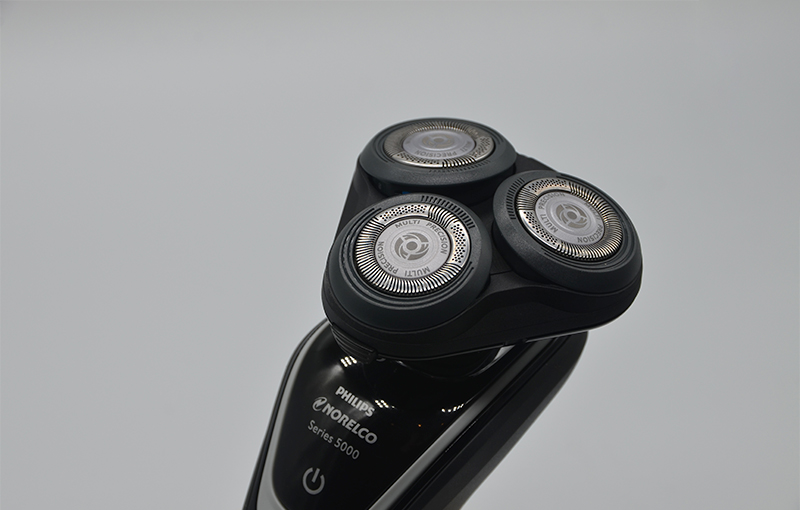 进口飞利浦电动剃须刀s5210三刀头刮胡刀充电式胡须刀荷兰产s5210包装