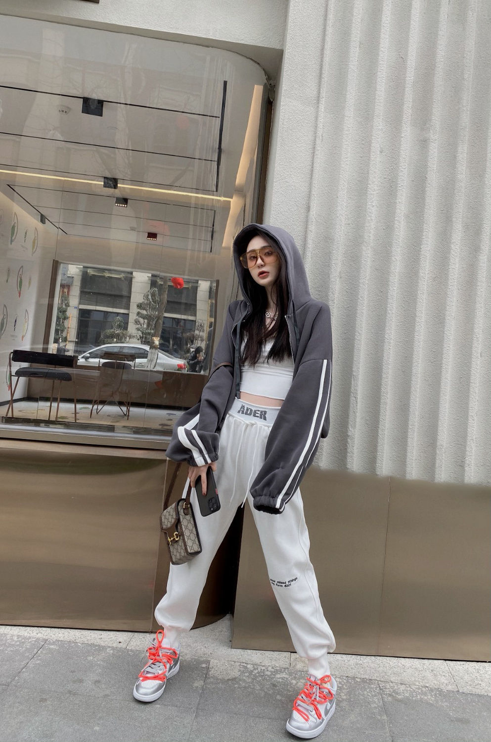 【早秋上新】连帽卫衣外套女春季2021新款慵懒风小个子白色网红棒球服