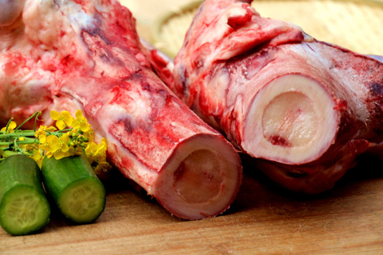 新鲜牛大骨现杀牛骨头黄牛牛棒骨 牛筒骨 烧烤牛腿骨 1500g