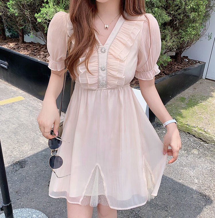 v领少女粉吊带裙女夏季气质收腰蕾丝雪纺a字仙女裙吊带连衣裙杏色s