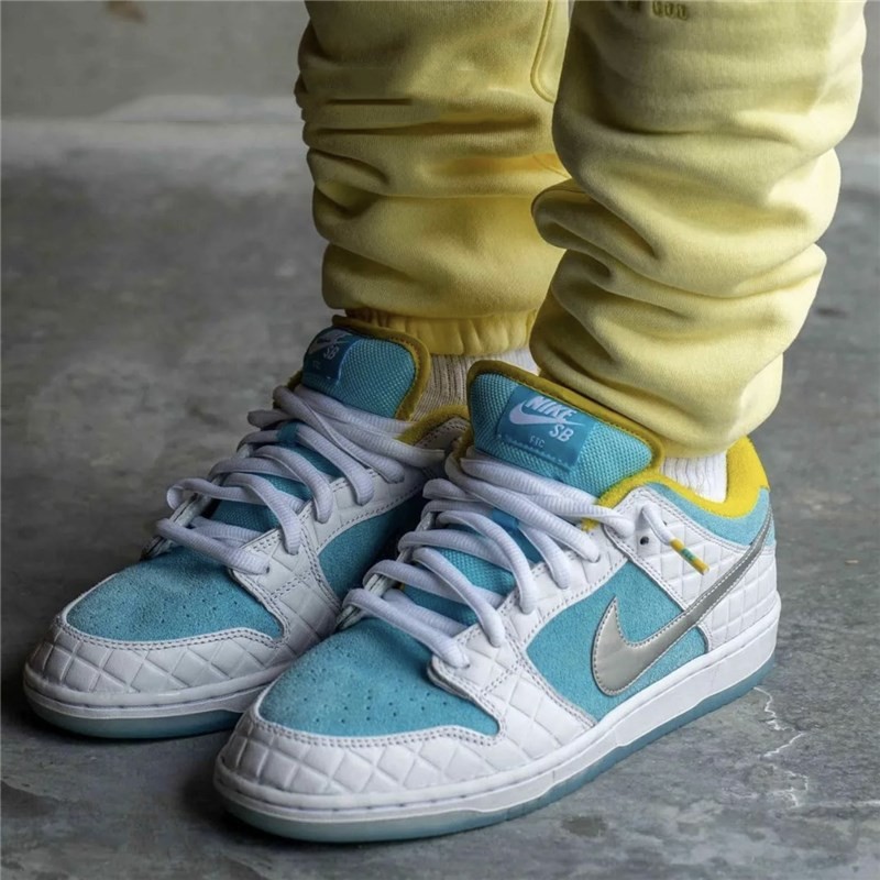 nike耐克男女鞋sbdunklow冰淇淋时尚休闲滑板鞋cu3244100bq6817302黑