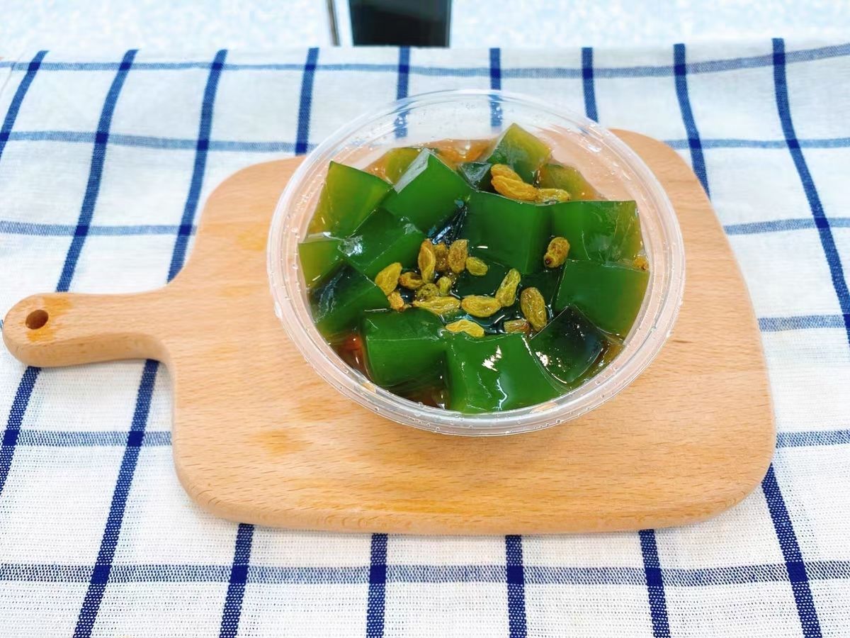 伟博1份10斤新鲜凉粉草绿凉粉草仙人草烧仙草湿凉粉广东凉粉原料甜品