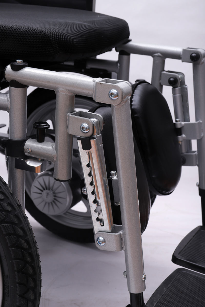 大前轮电动轮椅车轻便可折叠老人老年残疾人代步车智能全自动四轮 裸