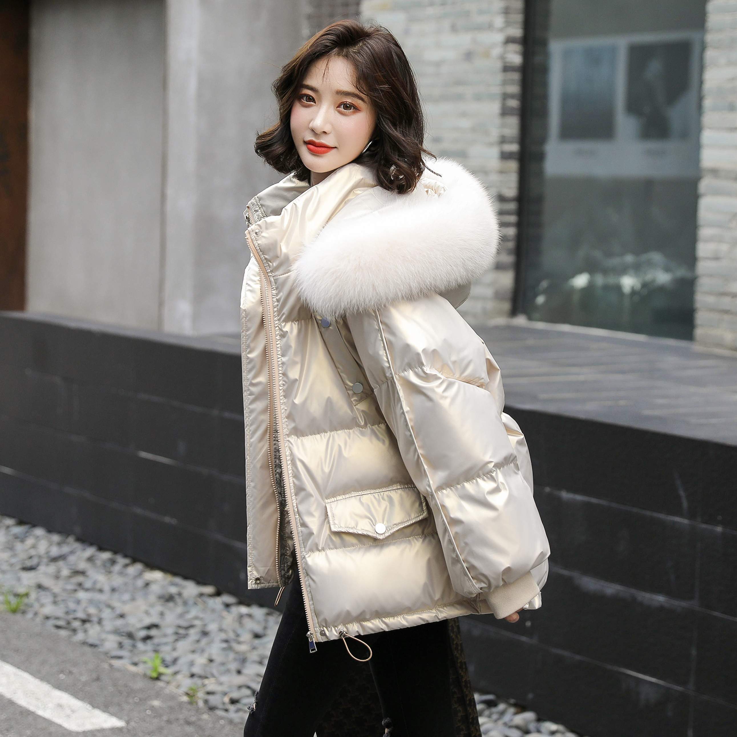 ruob香港潮牌2021年新款加厚白鸭绒羽绒服女装冬季小个子短款韩版外套