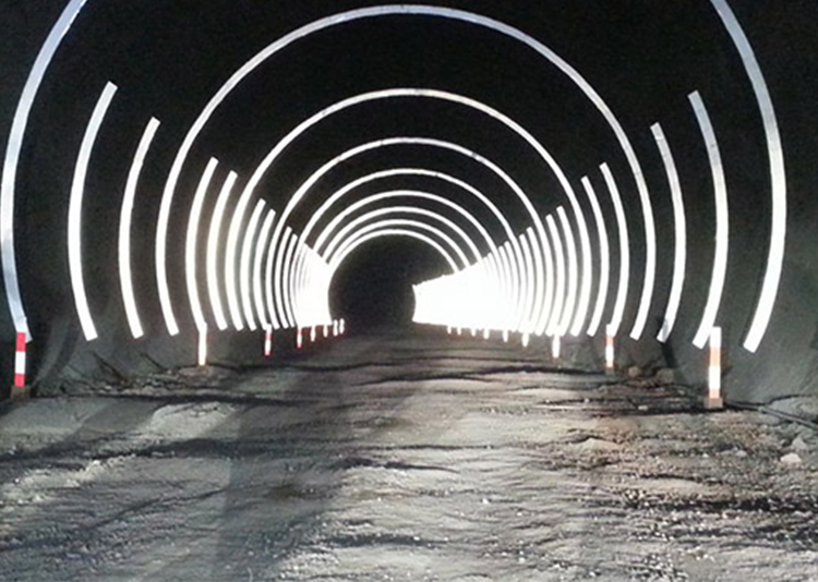 爱驾宝高速公路隧道环隧道彩虹条铝板反光轮廓带安全警示环定制立面