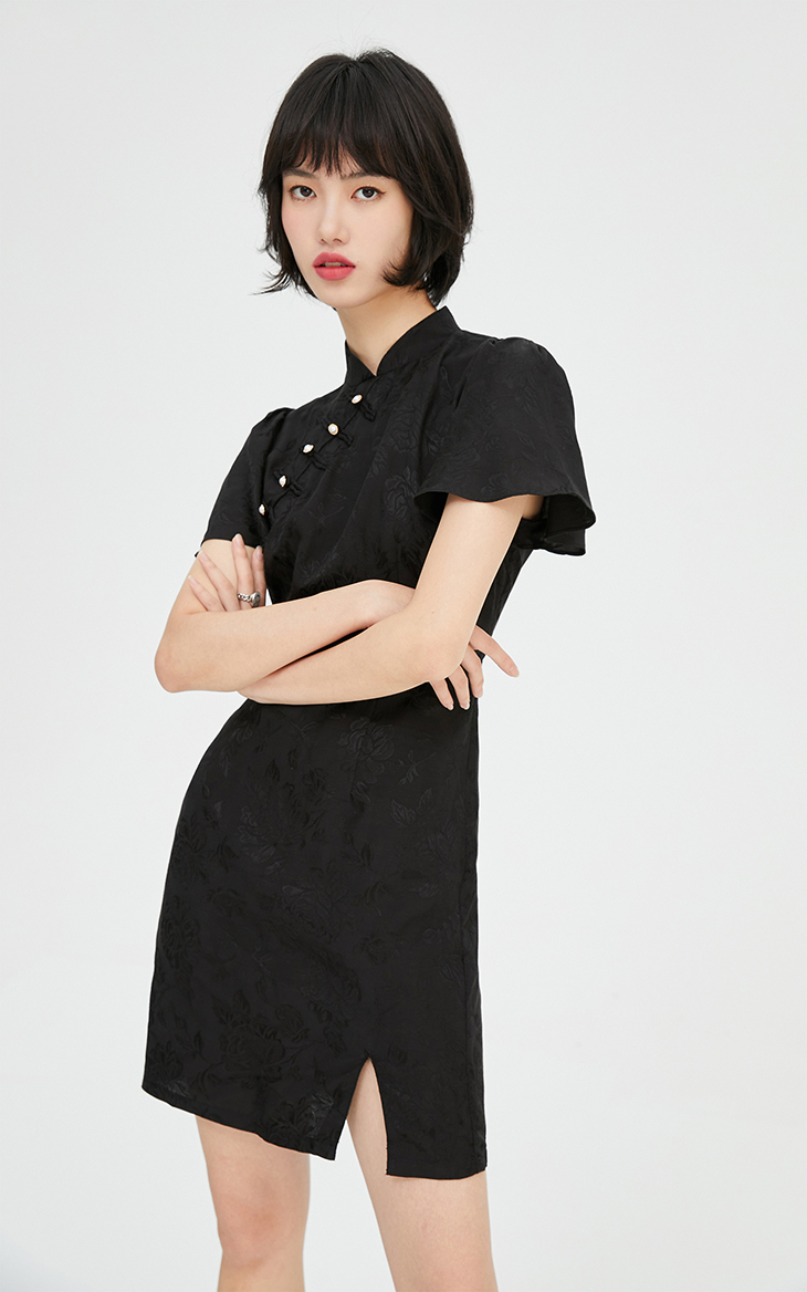 only2021夏季新款背部纽扣装饰旗袍开叉下摆连衣裙女121307020 h1z